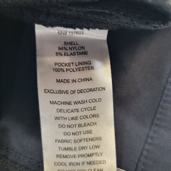 Eddie Bauer Women's Size 12 Cargo Pants Black Crop Ruched Leg - Picture 5 of 5